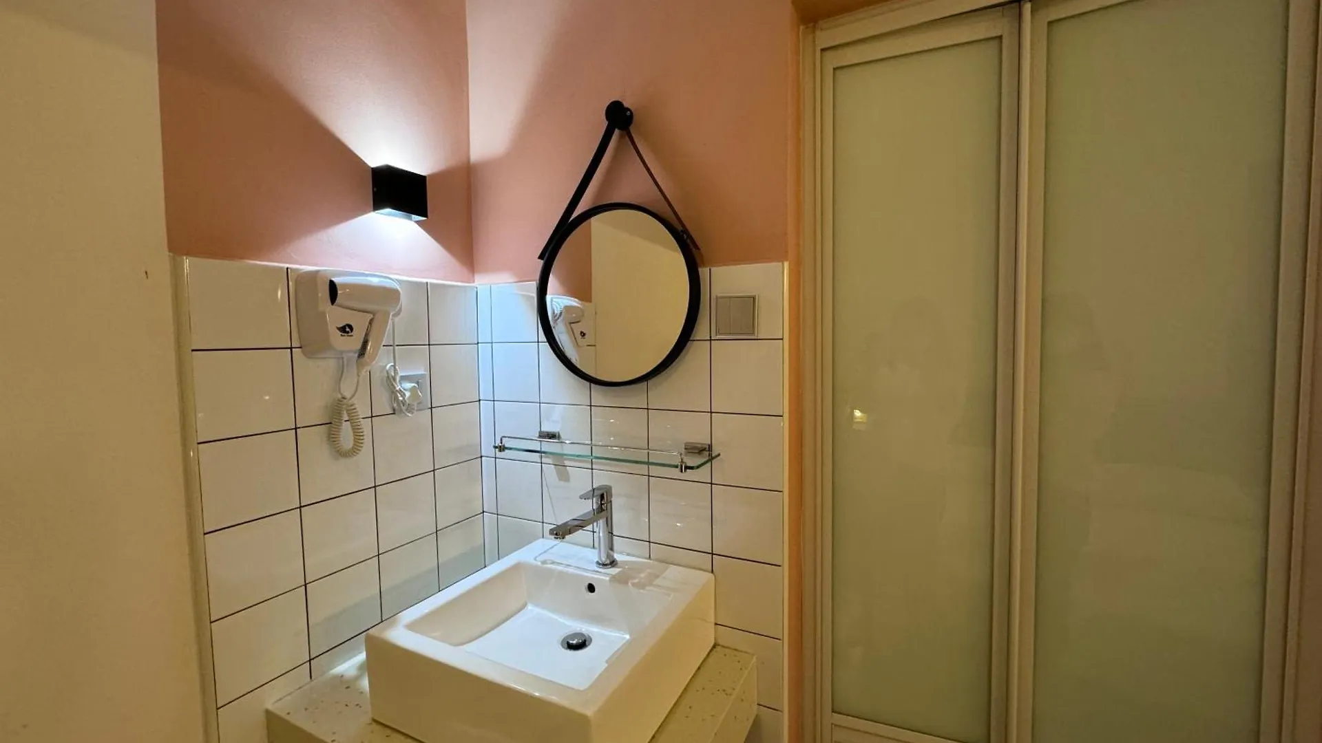 Woco Boutique Hotel Kinrara Puchong 3*,  Malaysia